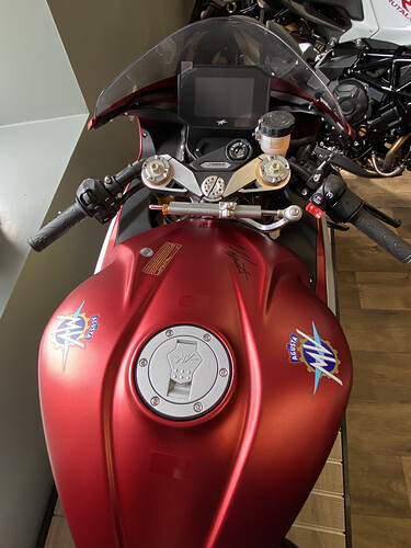 22A7F89B-8164-4949-87AA-C081721DB27C