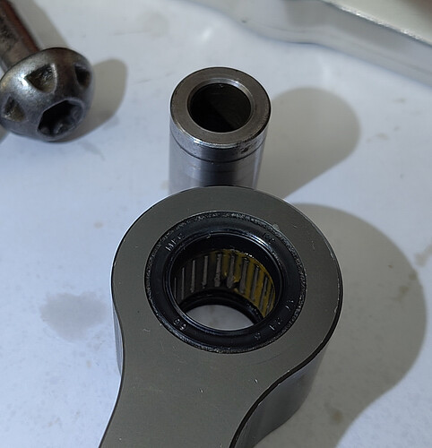 drop-link-bearing-wear